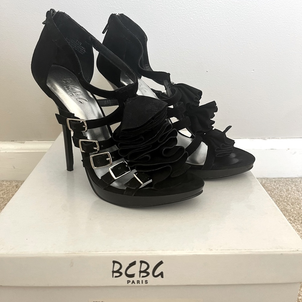 Sexy BCBG Black Kidsuede stilettos